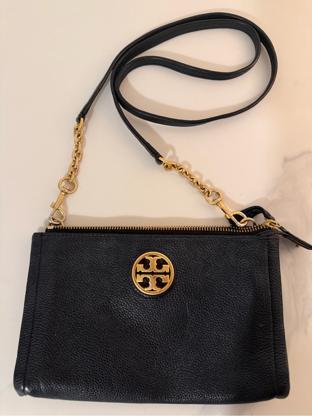 Tory Burch Carson Zip Top Crossbody Bag BLACK